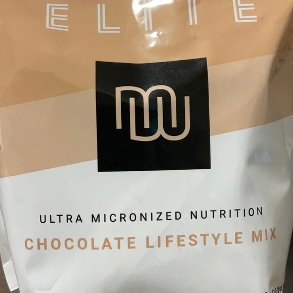 - New Chocolate shakes 16 pack, never opened - Picture 2 of 2